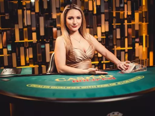 So sánh nhà cái iwin và cf68 chi tiết Live casino là thế mạnh của cf68