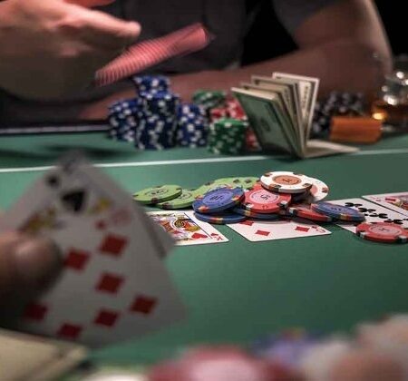 Chiến thuật chơi Poker: Top chiến thuật chơi bất bại từ cao thủ